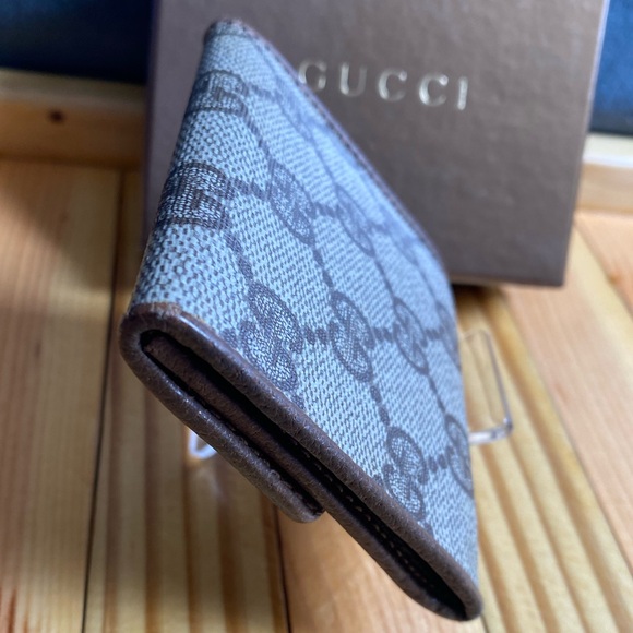 Gucci GG Supreme Coin Case/Wallet - Picture 5 of 16